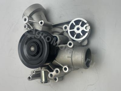 04901740 Насос водяной Вид 6