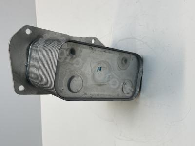 04912107 Радиатор масляный Вид 4 04912107 Радиатор масляный Вид 4