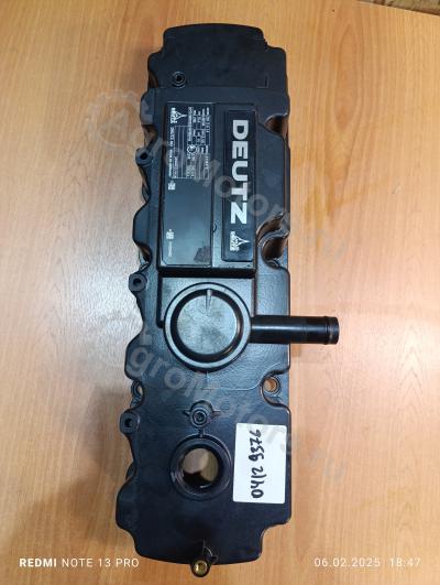 04129376 Крышка клапанная Вид 1